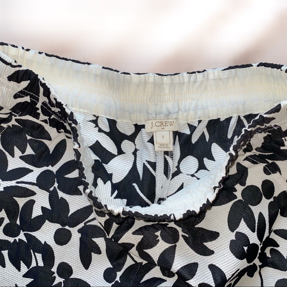 JCrew Factory Boardwalk Shorts - Size 2 - Picture 2 of 2